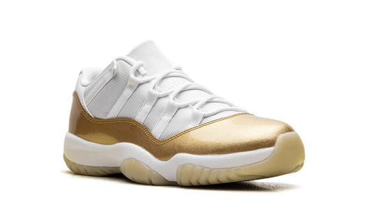 Air Jordan 11 Low WMNS "Mother’s Day"