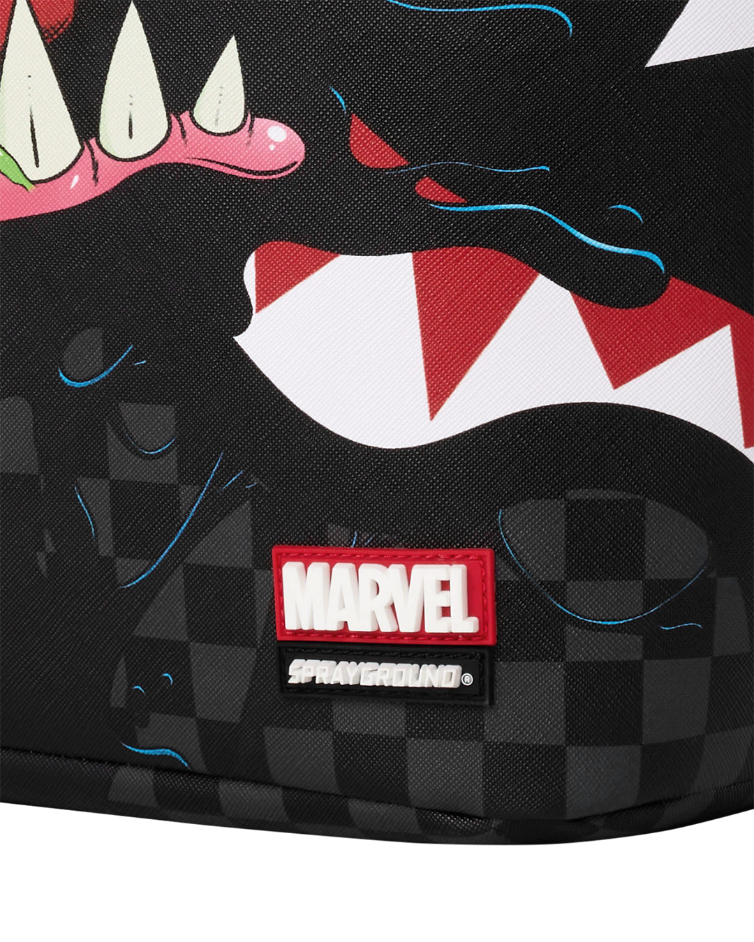MARVEL VENOM SHARK CLASH