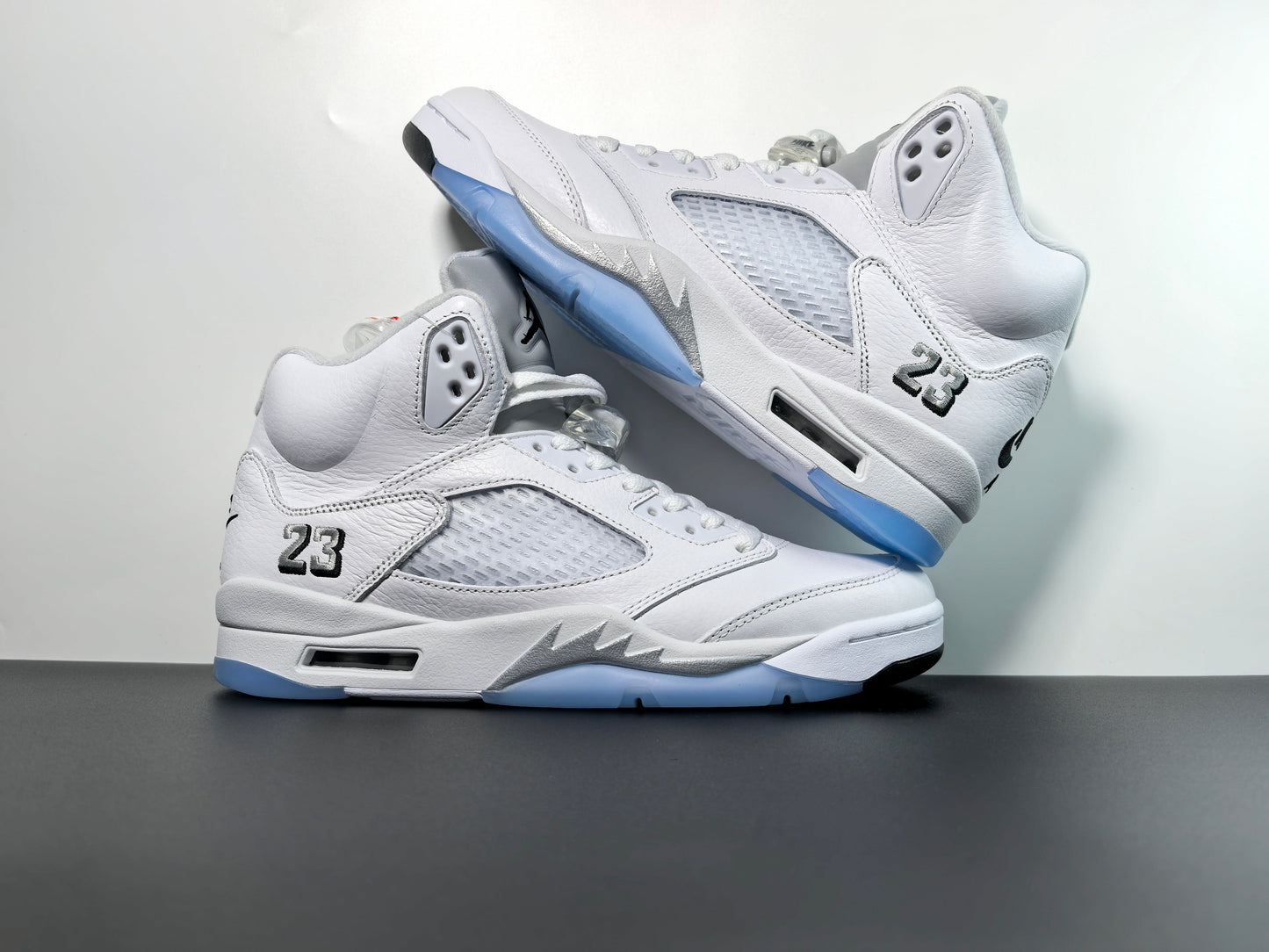 Air Jordan 5 OG White Metallic