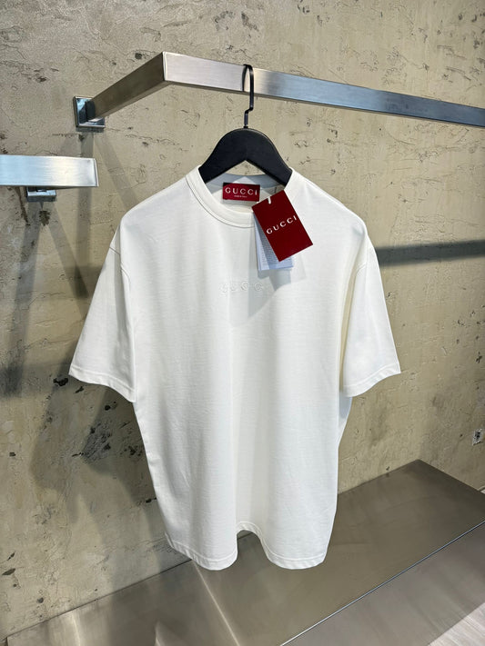 Gucci Oversize Camiseta: Estilo y Confort sin Igual