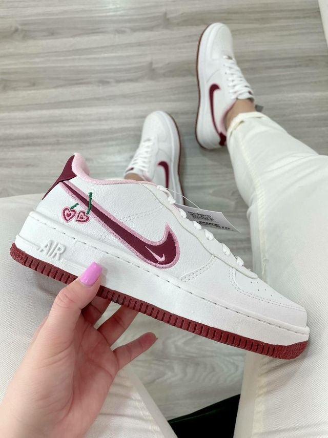 Custom Air Force 1'07 Low Valentine's Day - Luxuryurbanwear