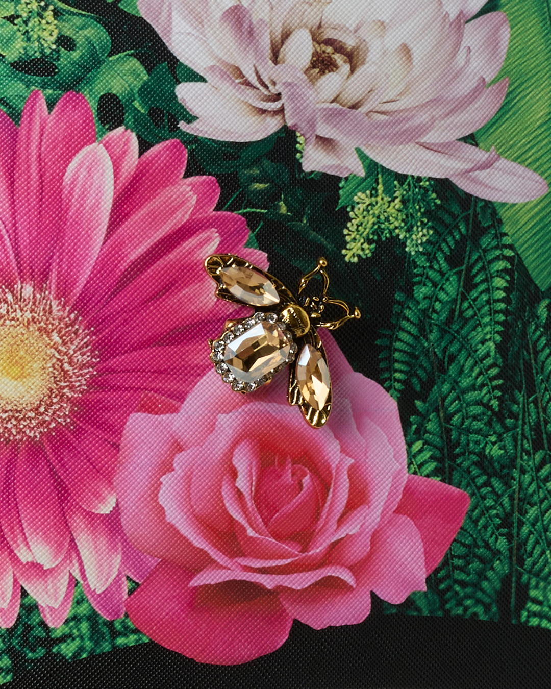 NYBG BEE IN THE GARDEN