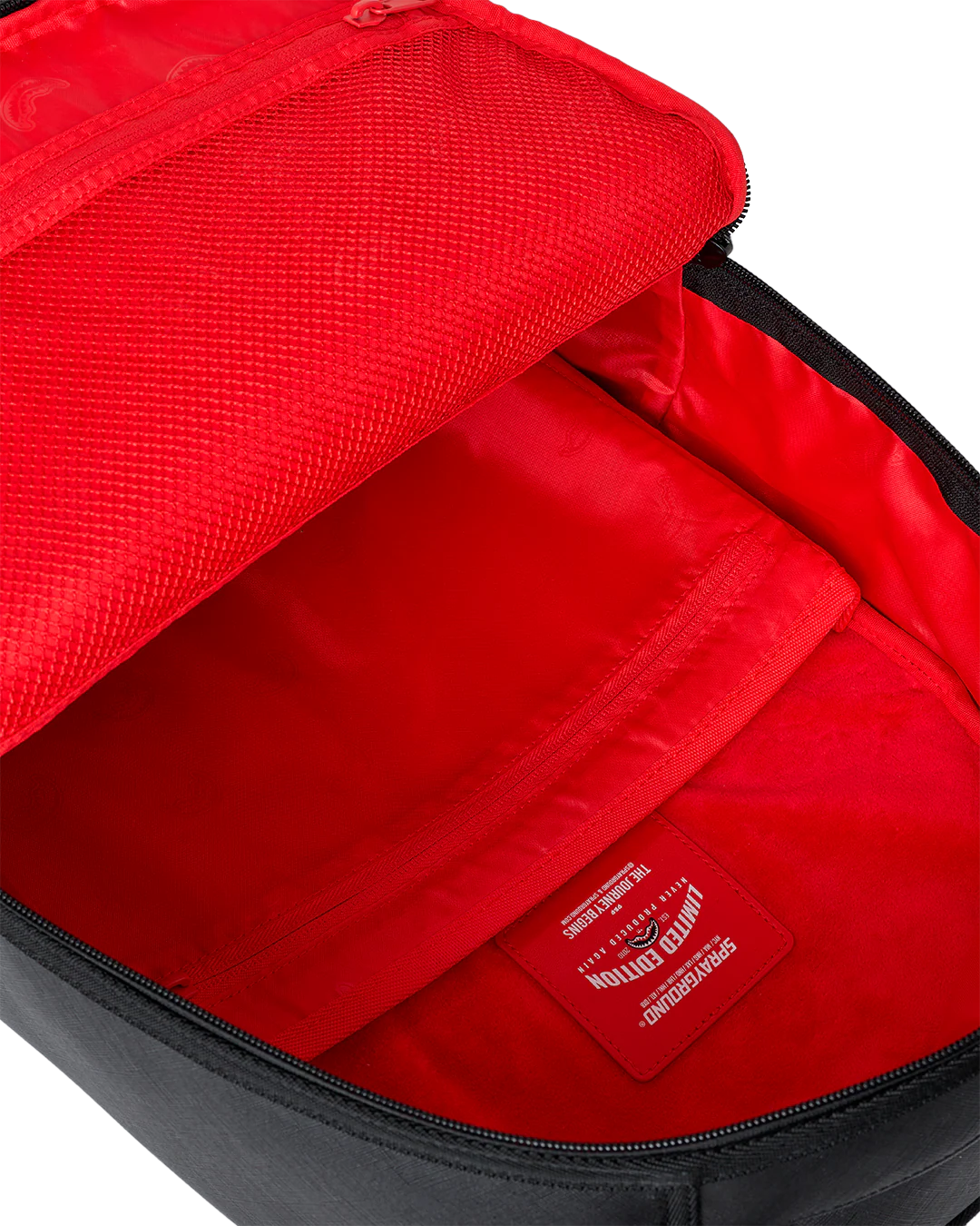 Shark Central Thread Count Backpack - Black Original