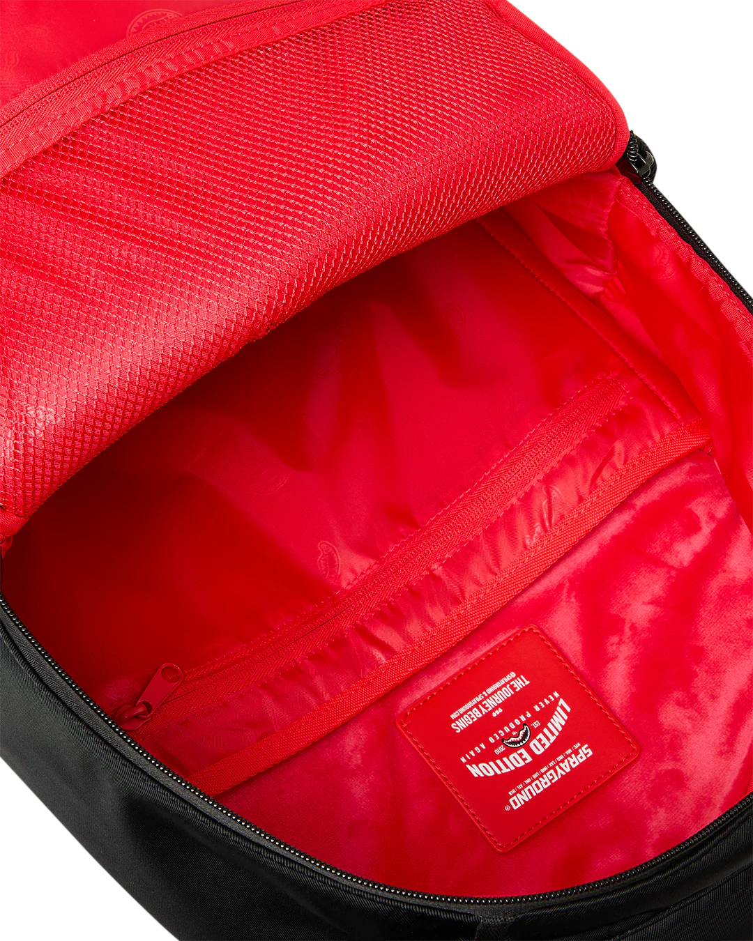 Shark Central 2 Beyond Backpack - Black Original