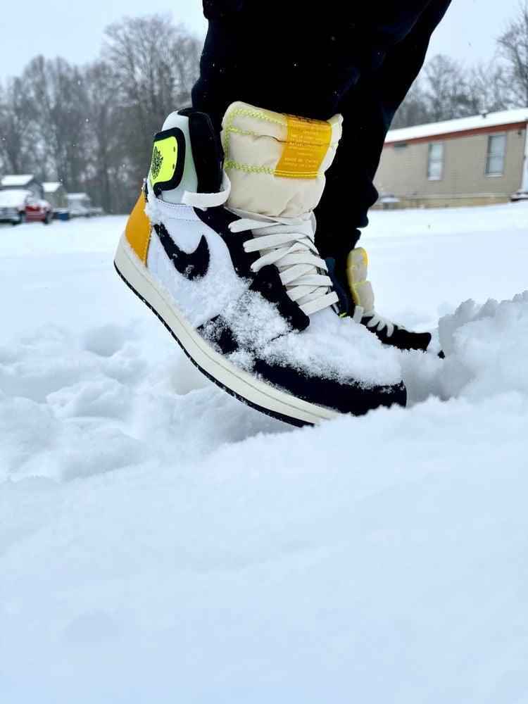 Custom Air Jordan 1 Vlot Gold High Q