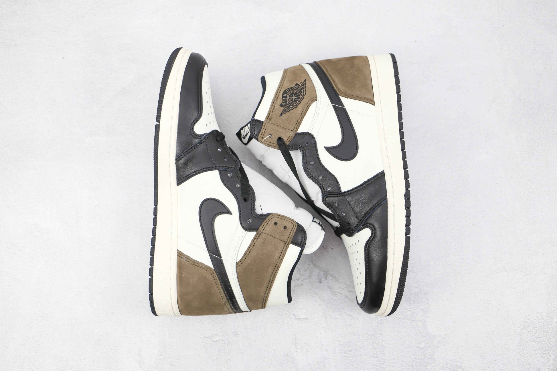 Custom Jordan 1 Retro High Dark Mocha - High Quality Sneakers