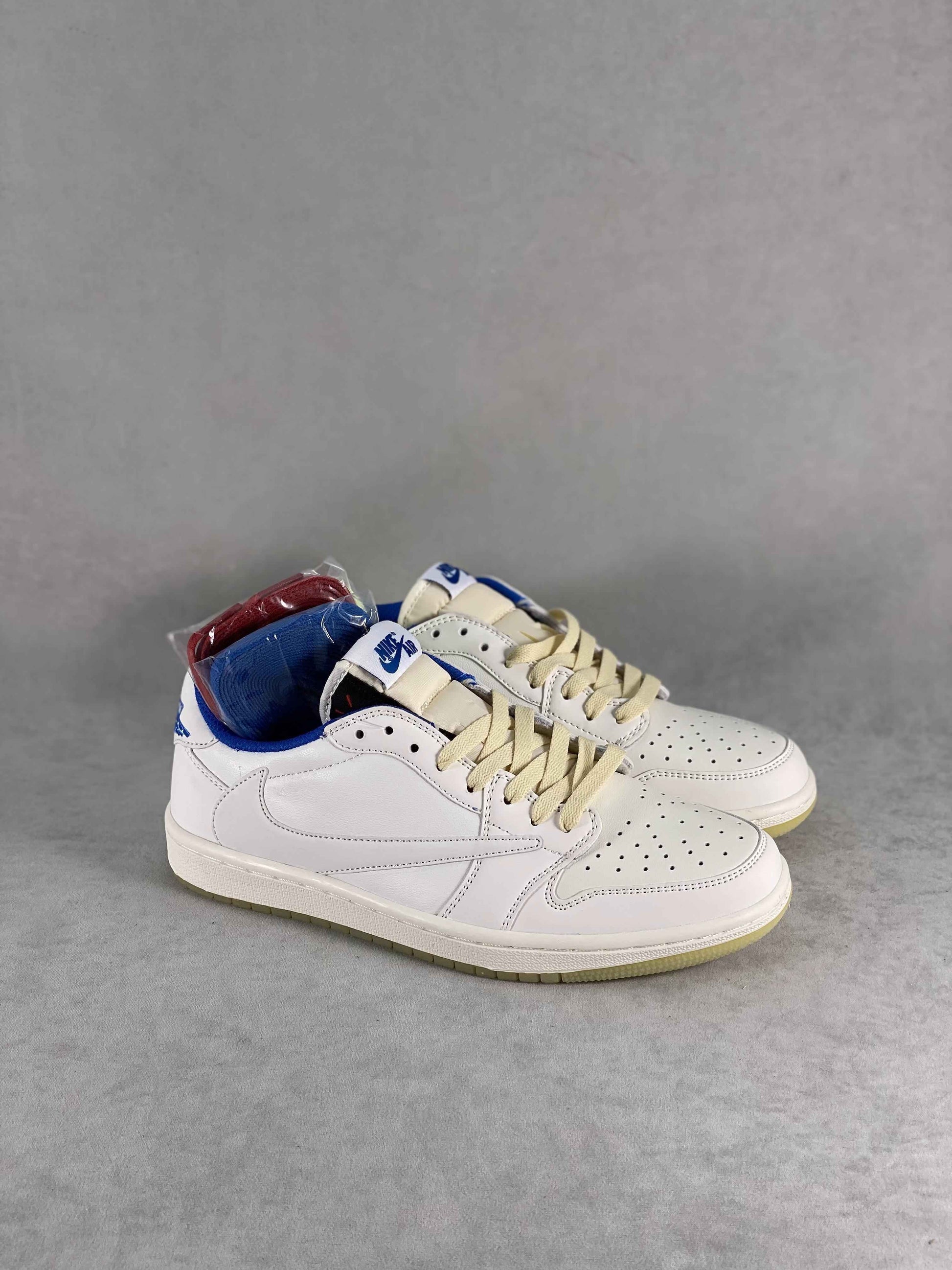 Custom Travis Scott Fragment Air Jordan 1 Low DM7866 149 - Exclusive Sneakers
