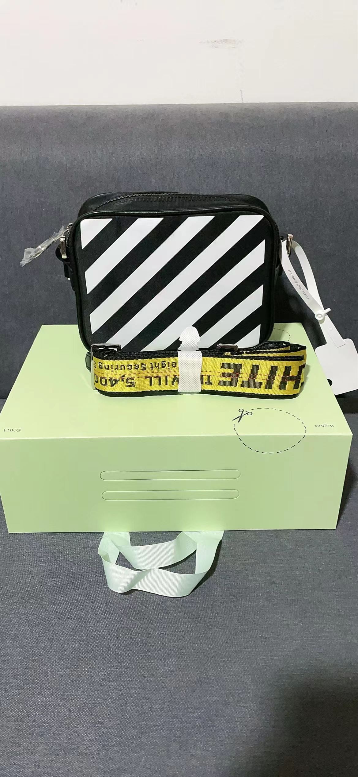 Off-White Streetwear Bolsa - Black Original